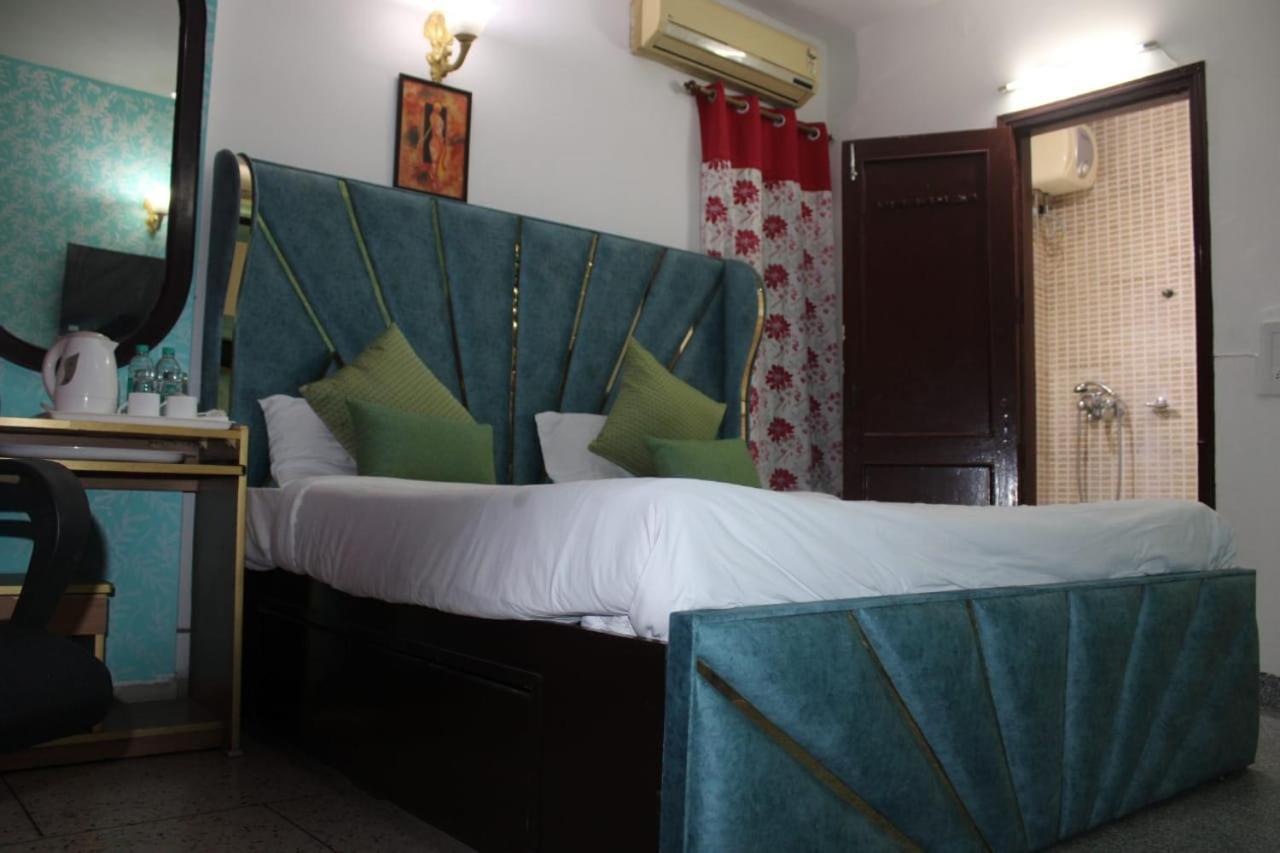 Awasthi Kozi Stays B&B - Closest To Vfs Nueva Delhi Exterior foto